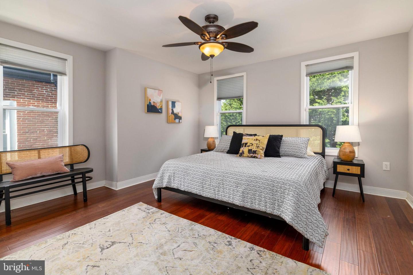 111 W Gorgas Ln