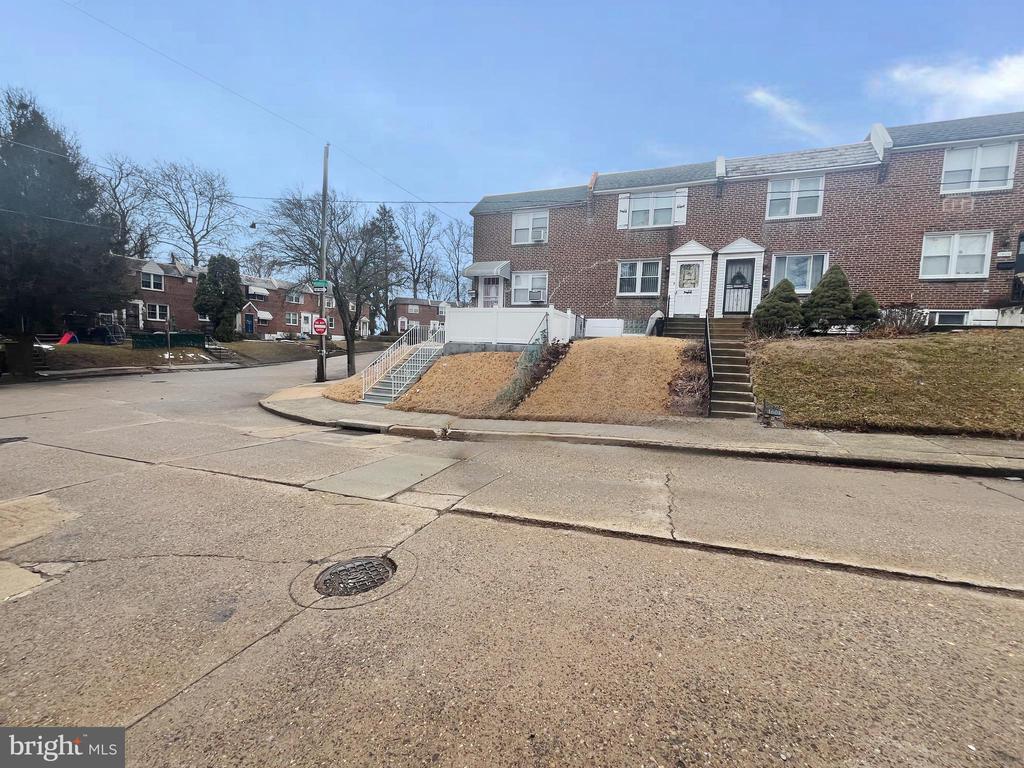 1603 Meribrook Rd