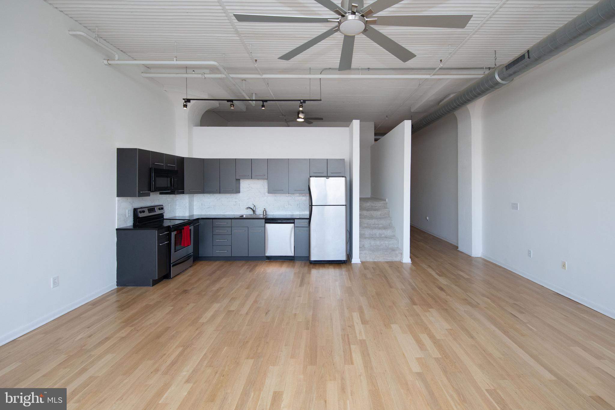 2200-28 Arch St #503