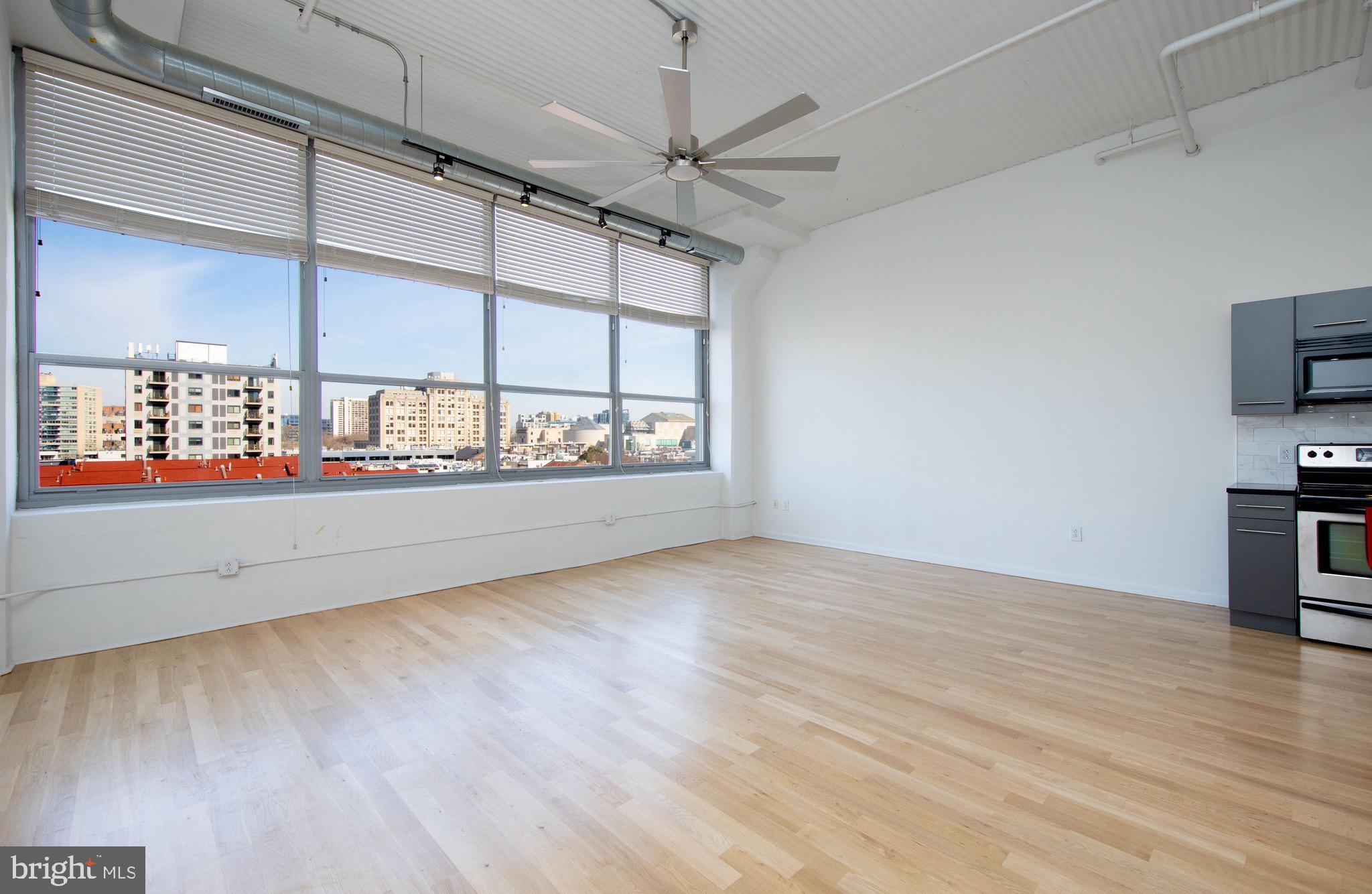 2200-28 Arch St #503