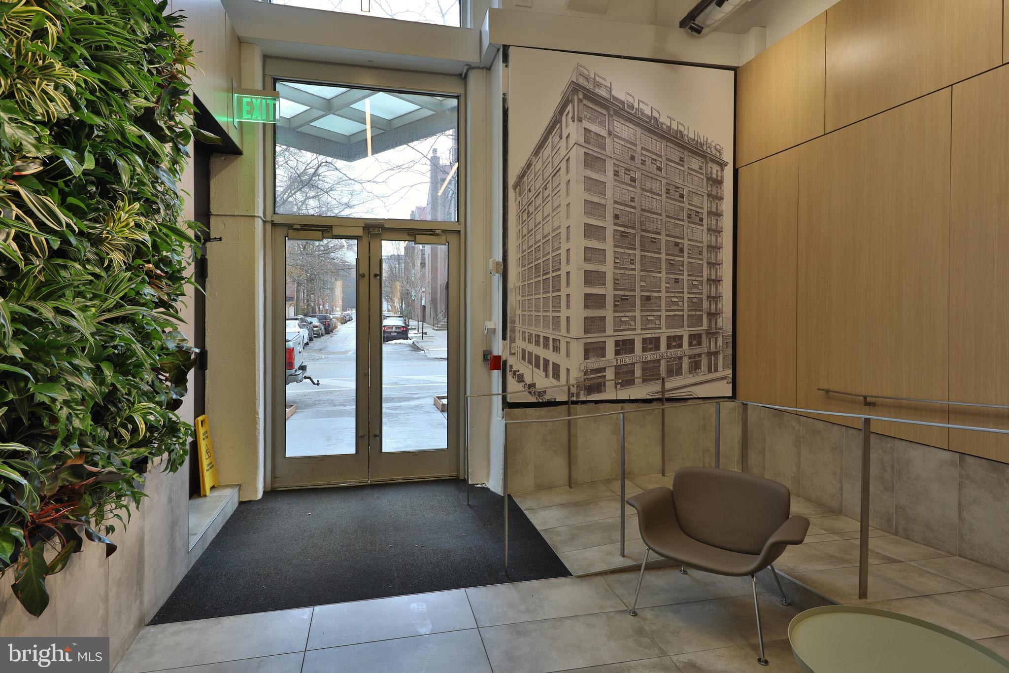 2200-28 Arch St #503
