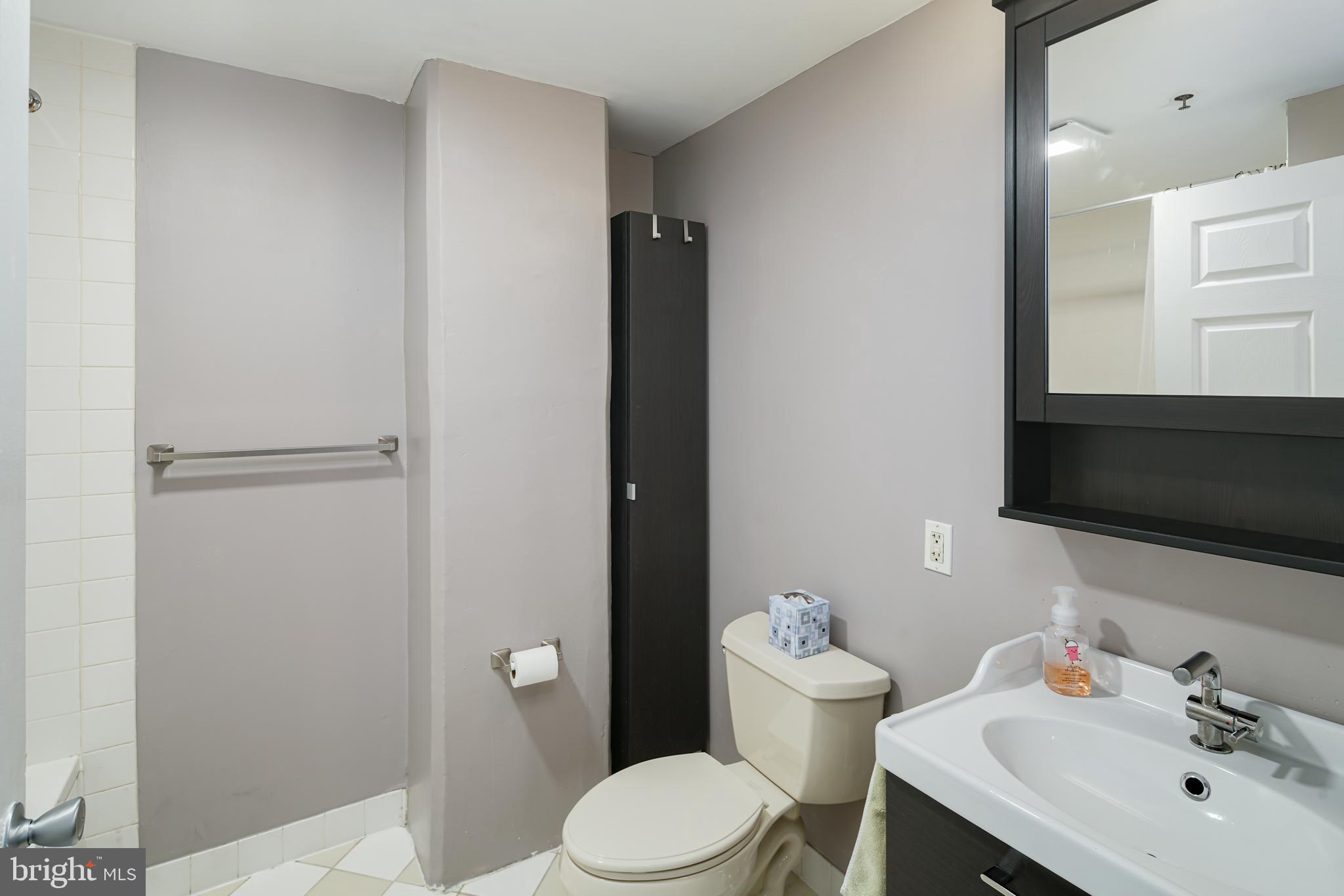 1010 ARCH ST #606