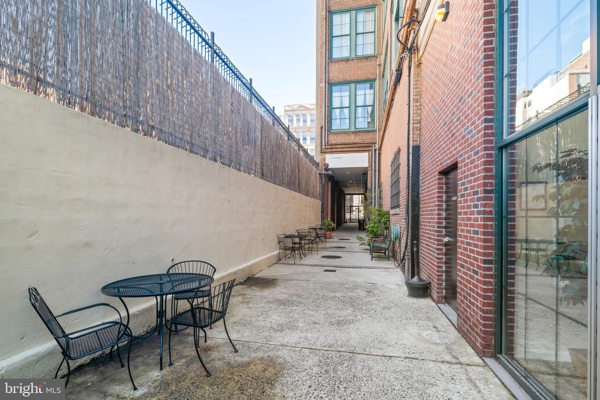 1010 ARCH ST #606
