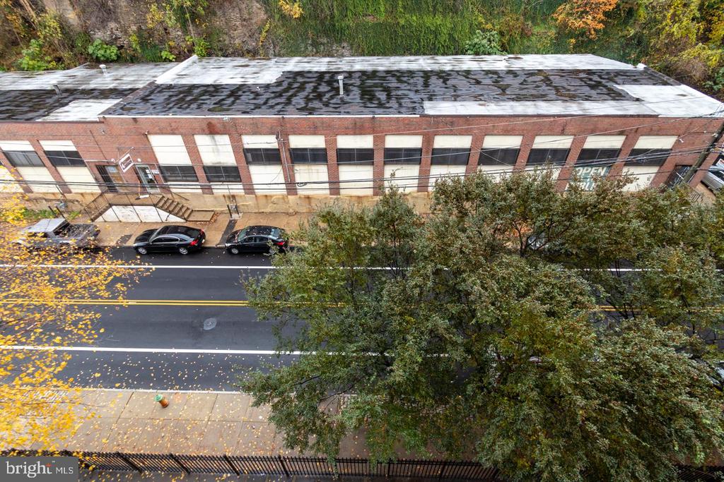 3750-78 Main St #403