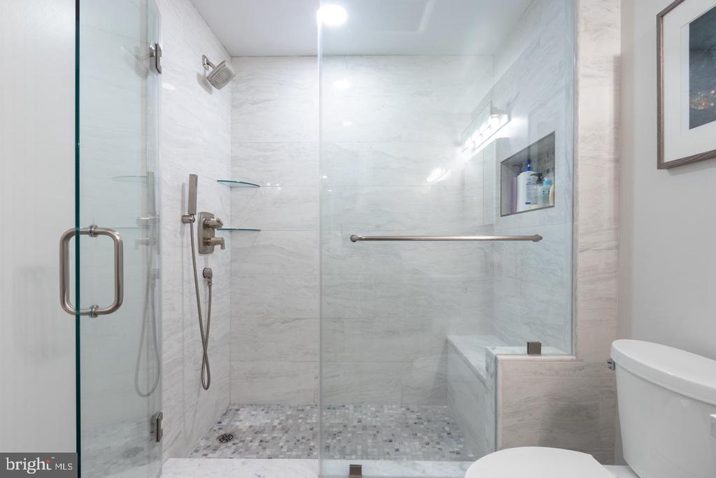 3750-78 Main St #403