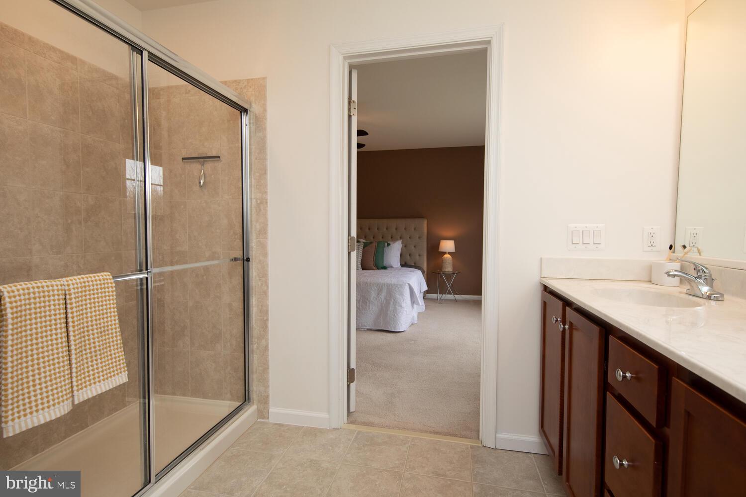 4466 Riverview Ln #4