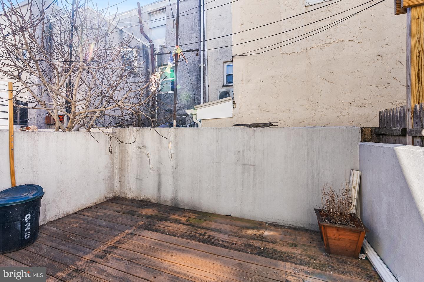 826 Kimball St