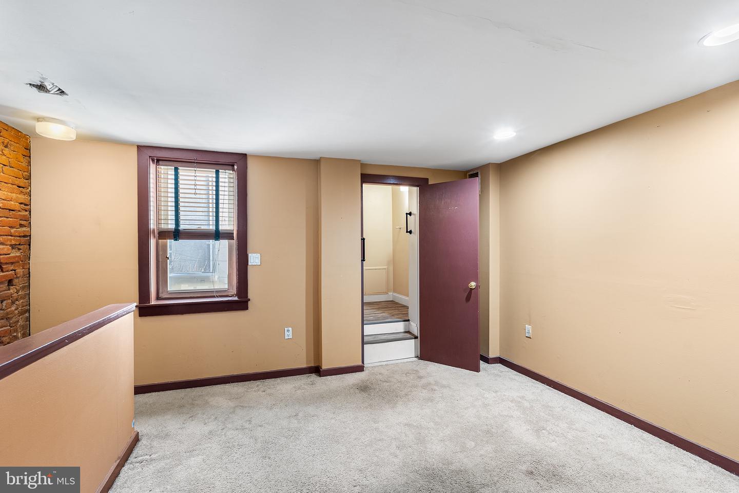 826 Kimball St