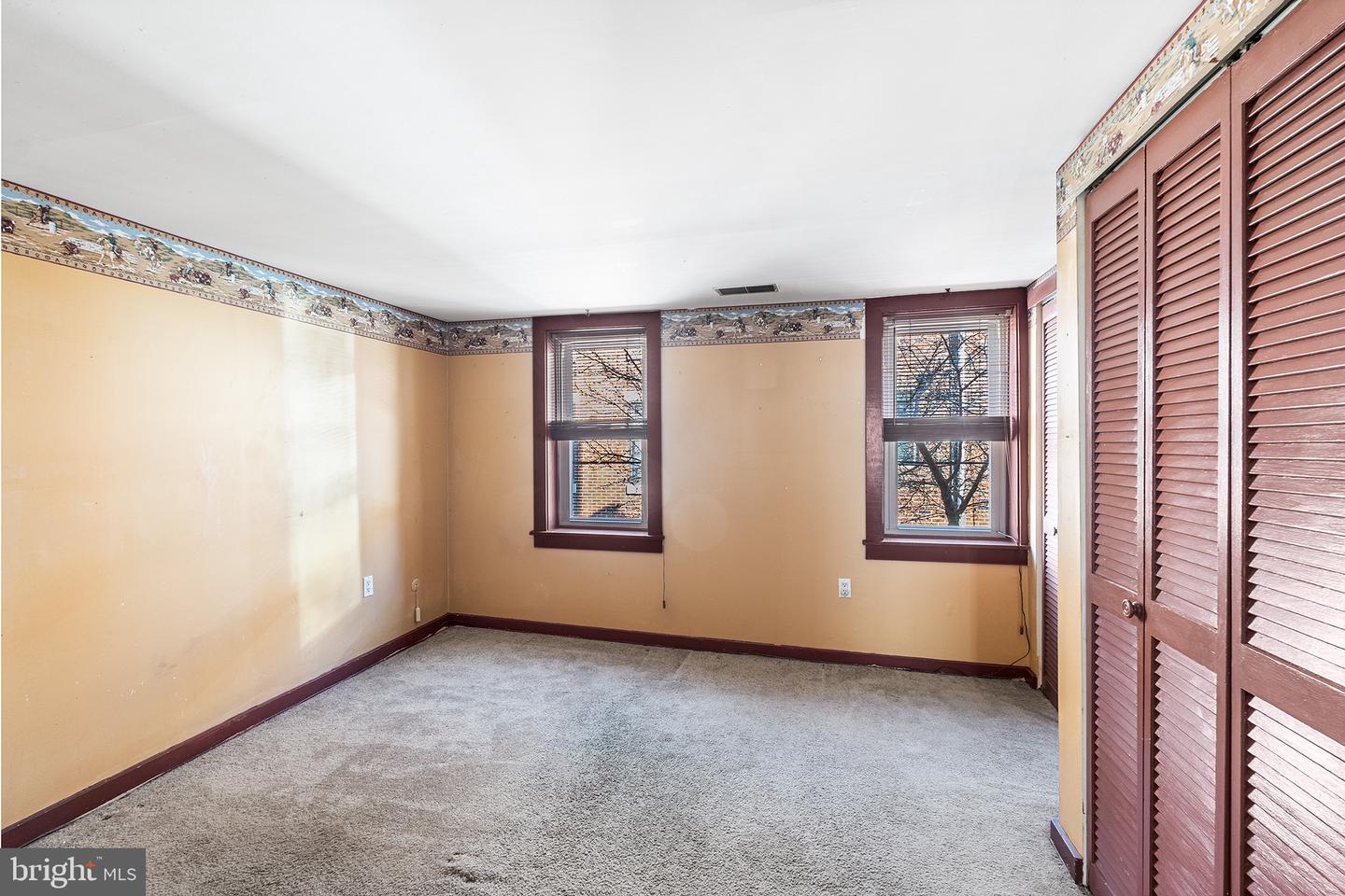 826 Kimball St