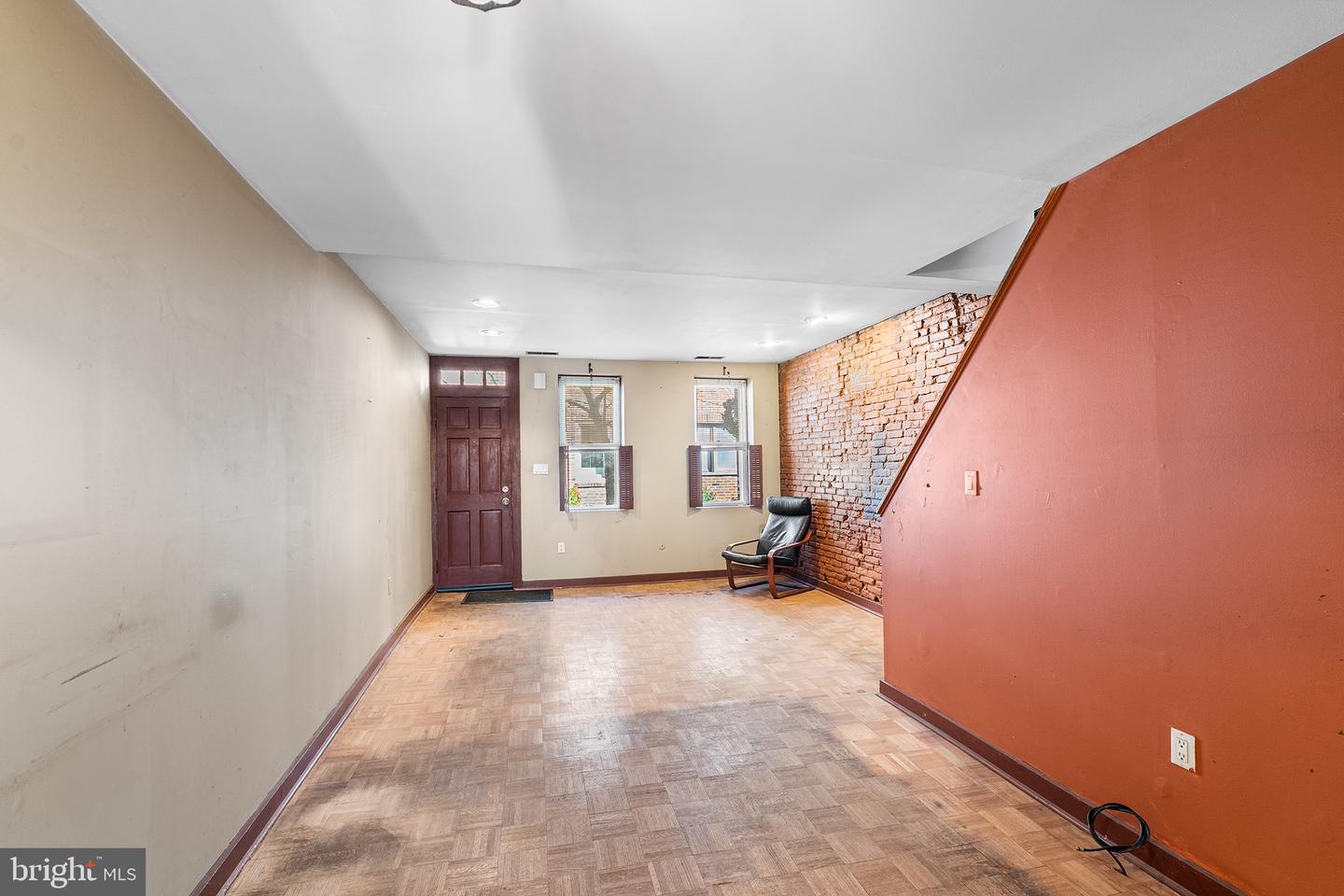 826 Kimball St