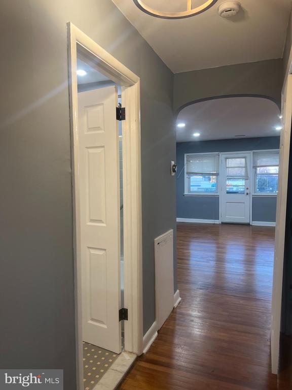 104 W CHELTENHAM AVE. #2
