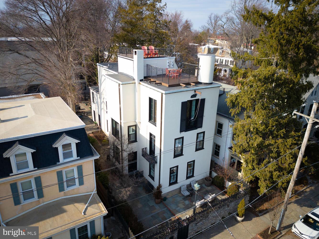 191 E Evergreen Ave