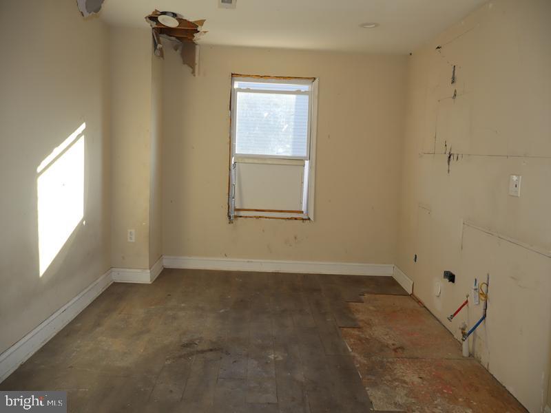 2224 W Montgomery Ave