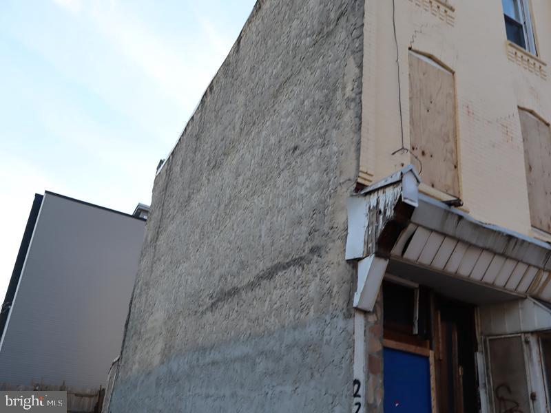 2224 W Montgomery Ave