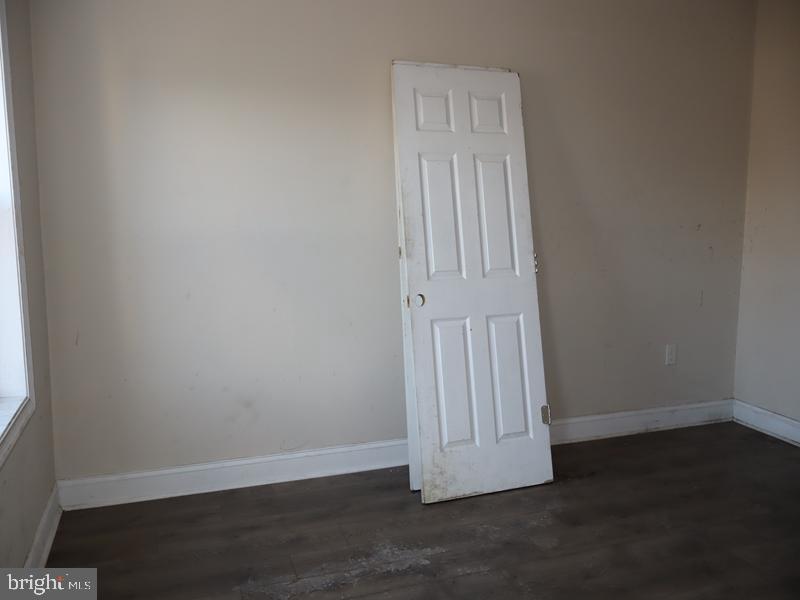 2224 W Montgomery Ave
