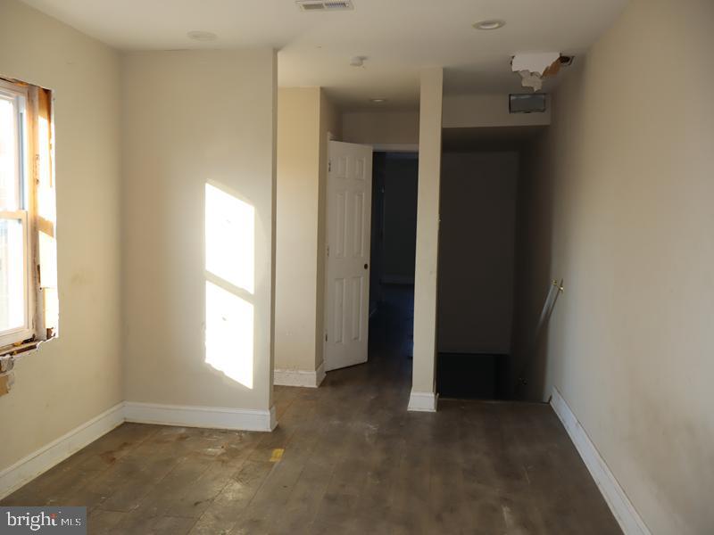2224 W Montgomery Ave