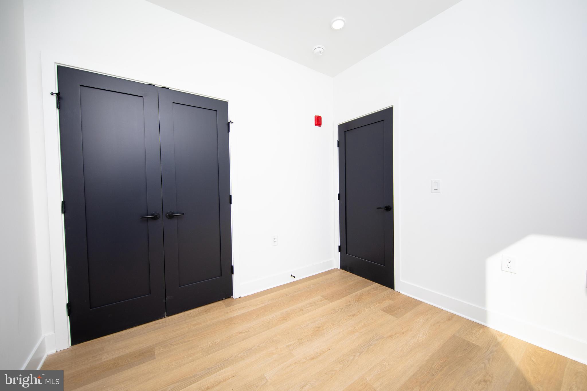 633-35 N 5TH ST #305