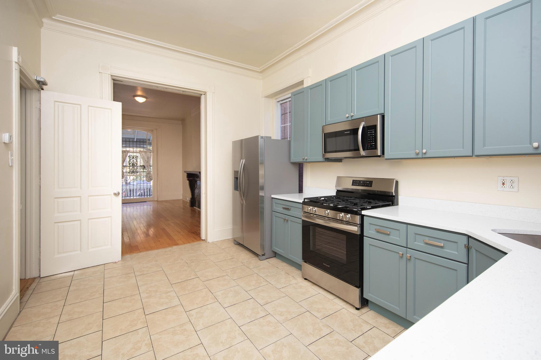 426 S 42nd St