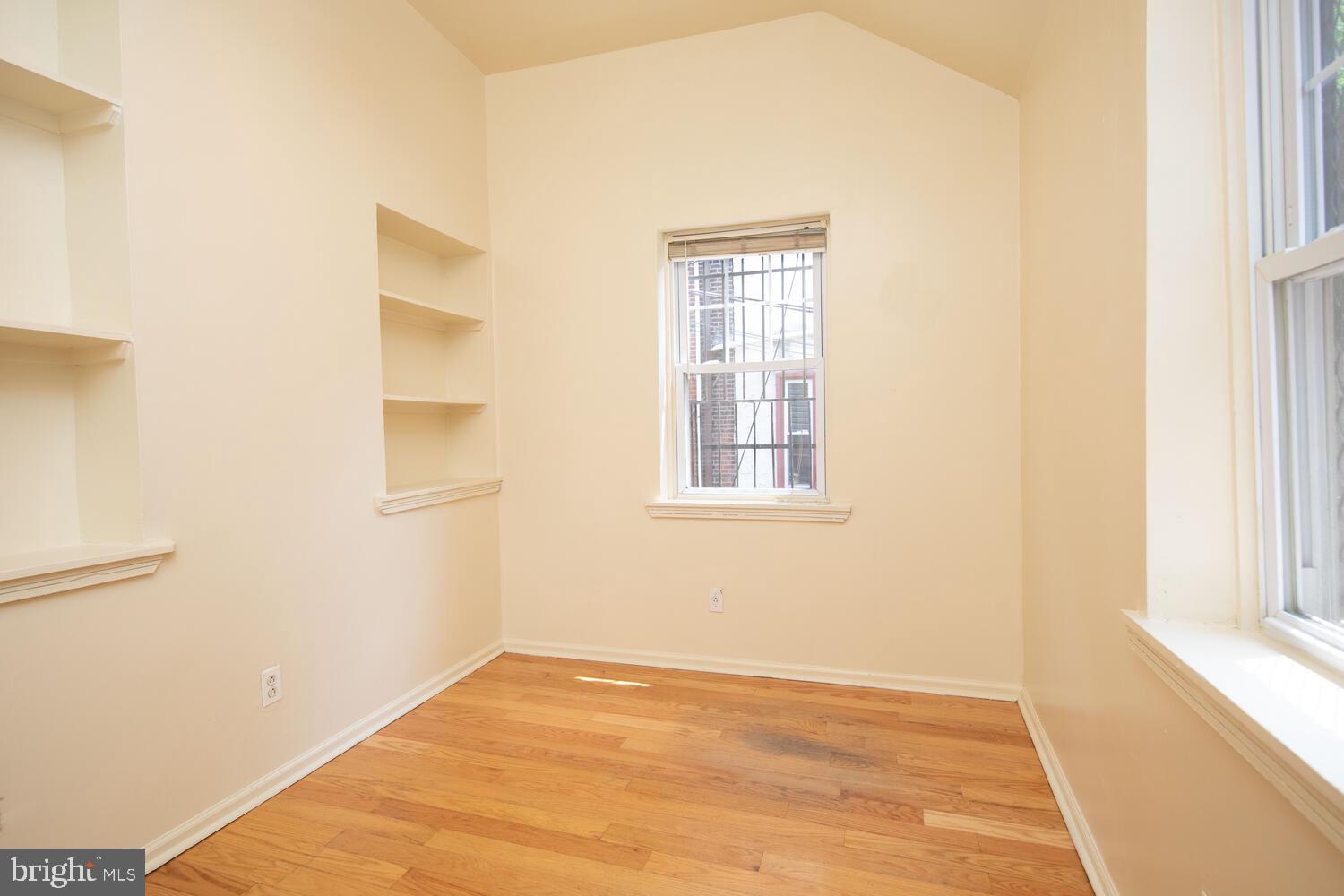 426 S 42nd St