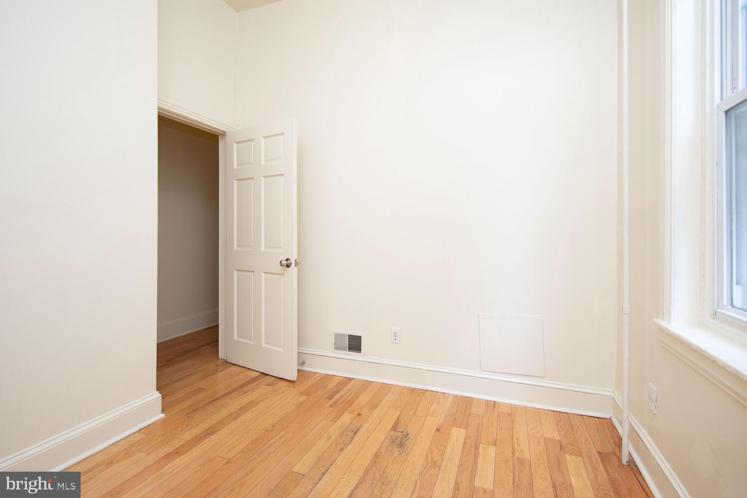 426 S 42nd St
