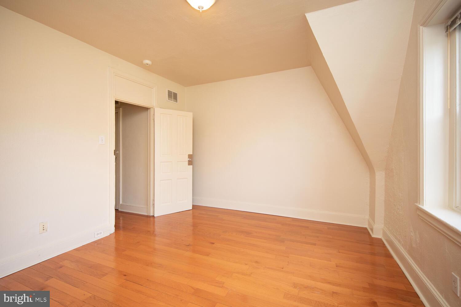 426 S 42nd St