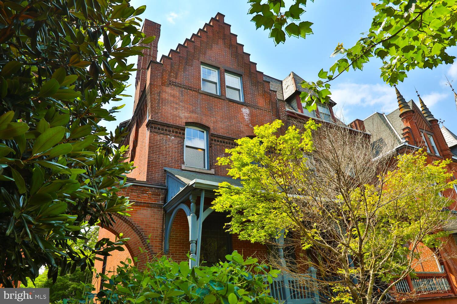 426 S 42nd St
