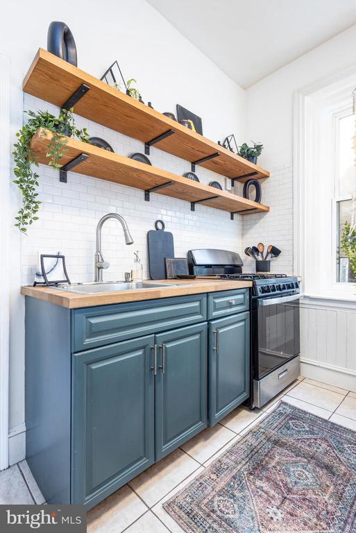 181 Kalos St