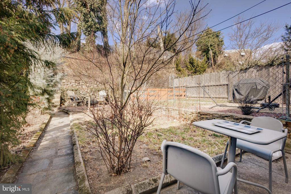 181 Kalos St
