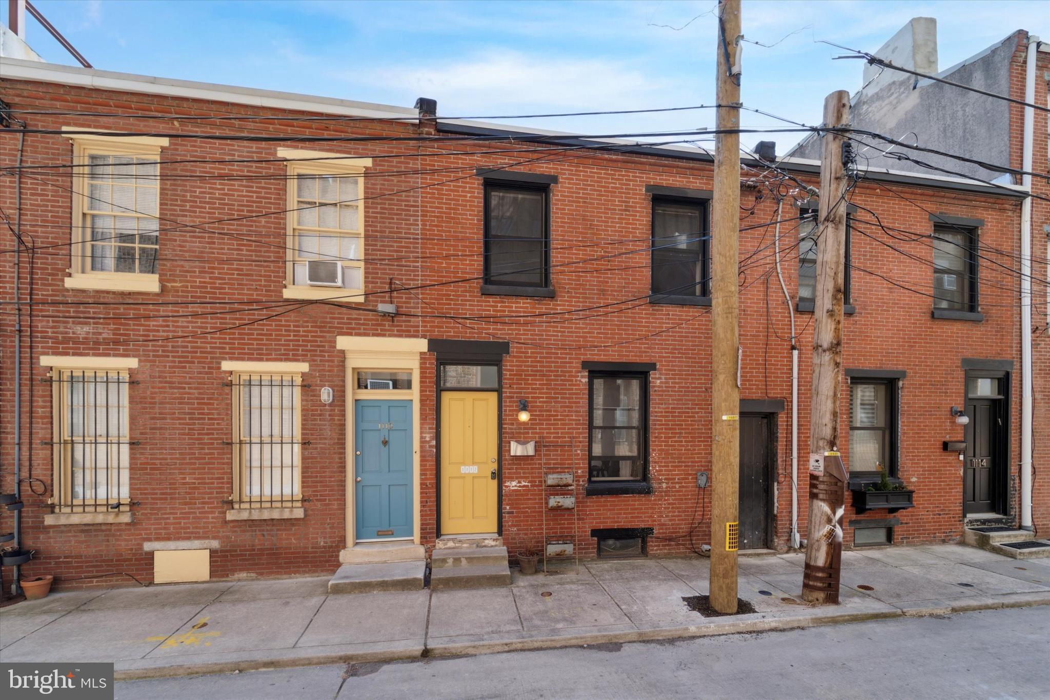 1112 Webster St