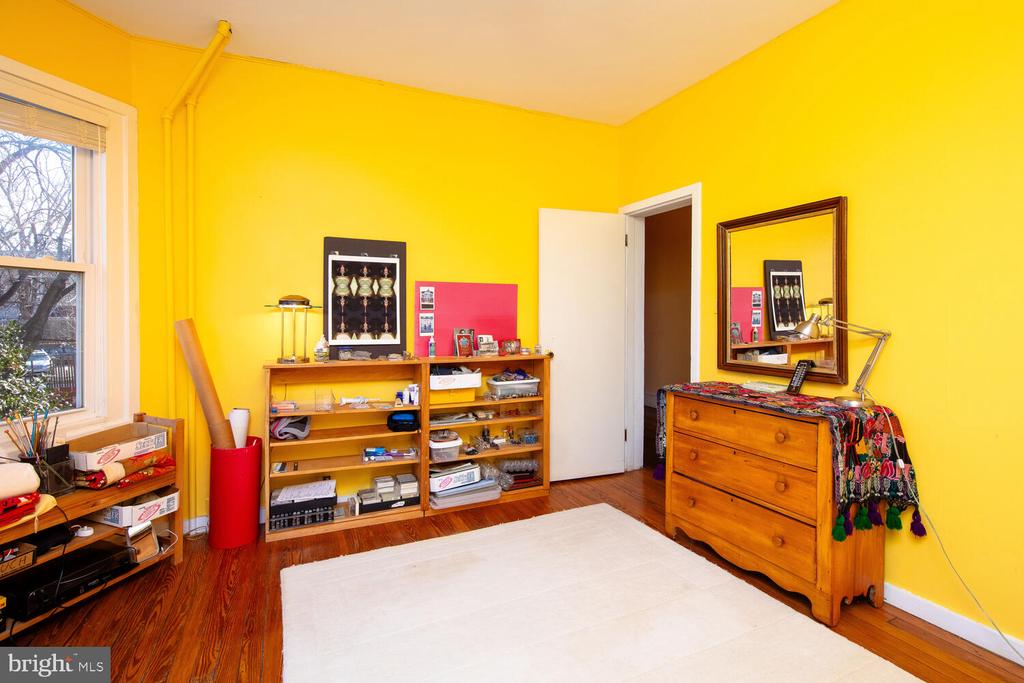 42 W Mount Airy Ave