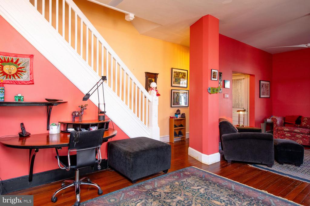 42 W Mount Airy Ave