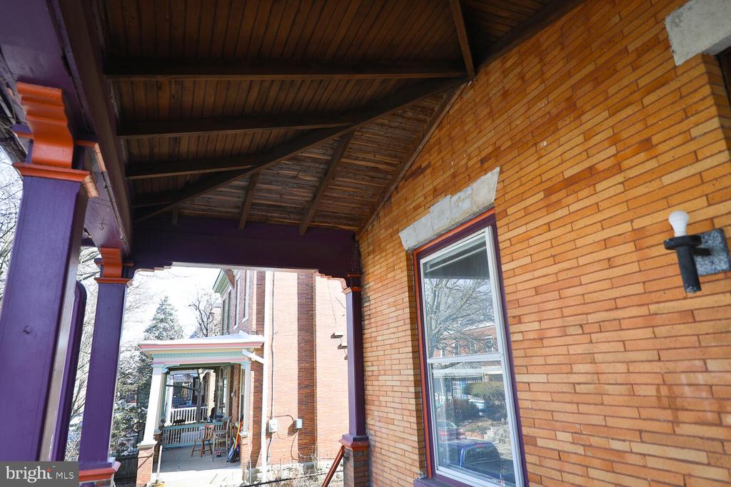 42 W Mount Airy Ave