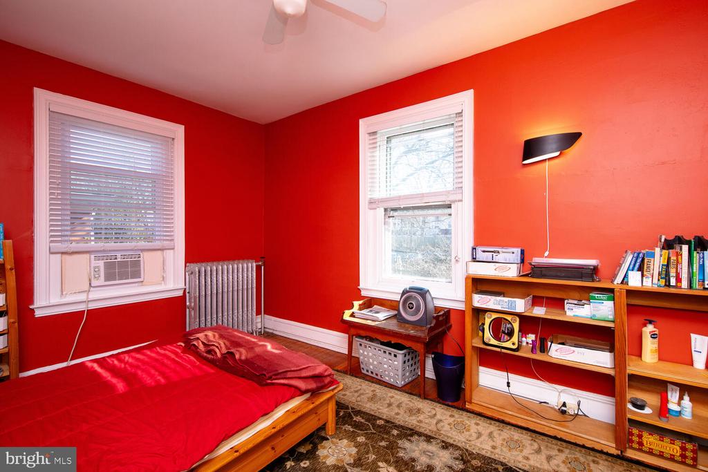 42 W Mount Airy Ave