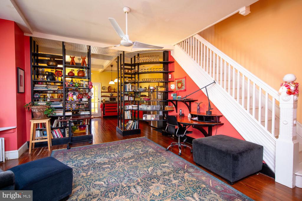 42 W Mount Airy Ave
