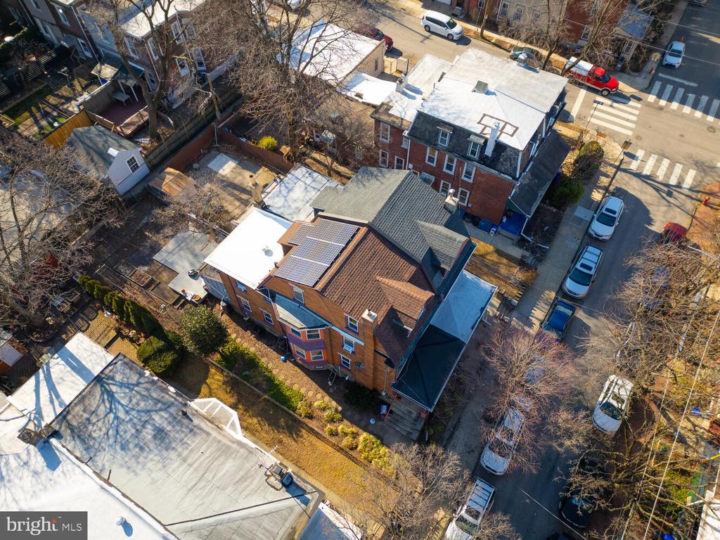 42 W Mount Airy Ave
