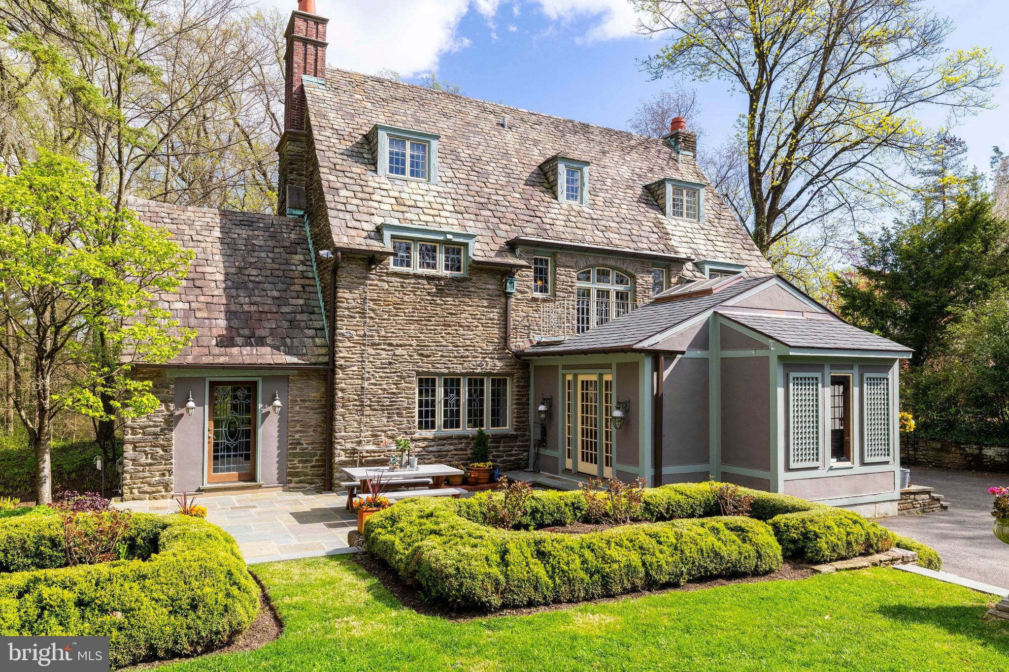 645 N Mount Pleasant Rd