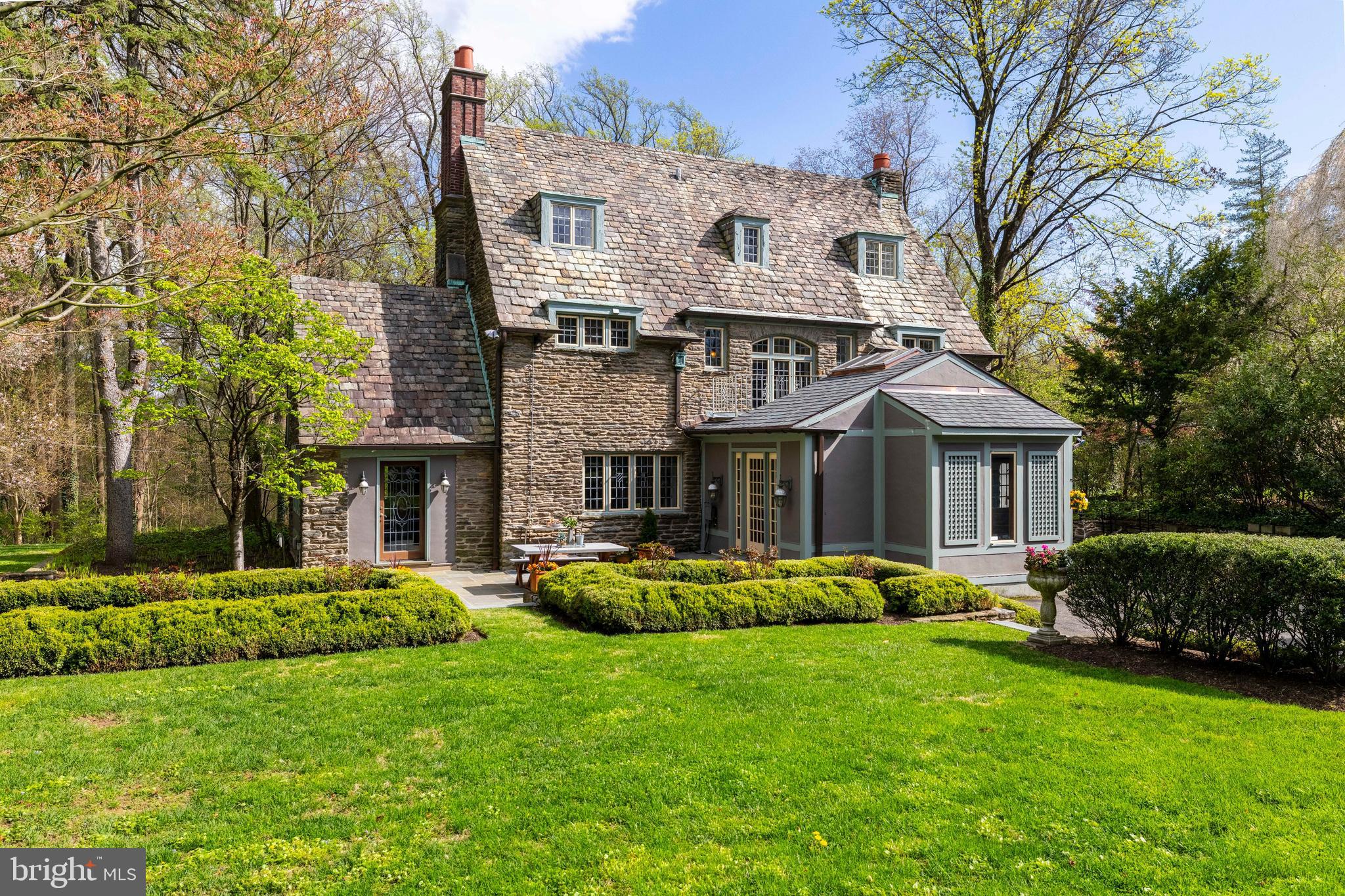 645 N Mount Pleasant Rd