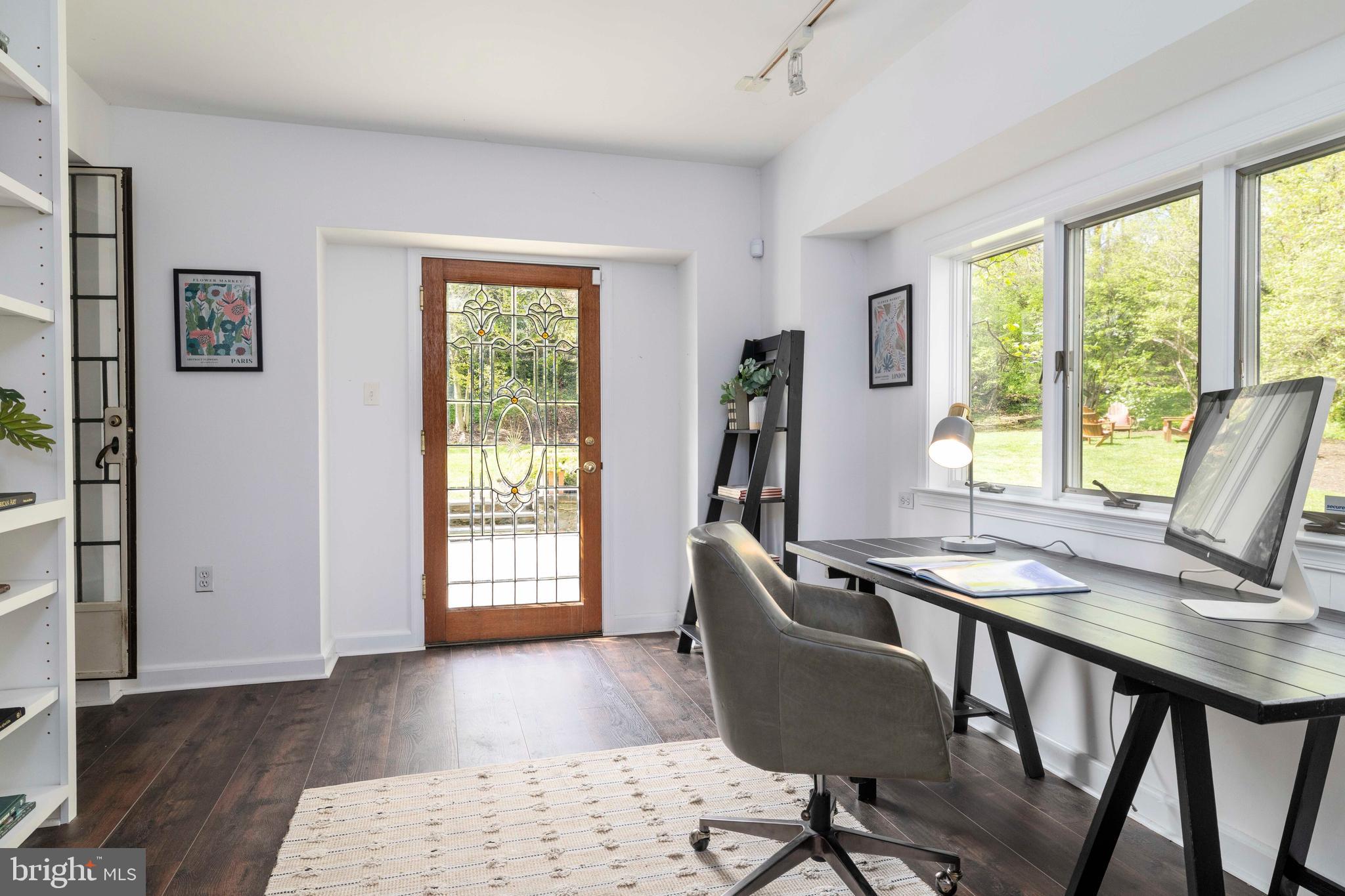 645 N Mount Pleasant Rd