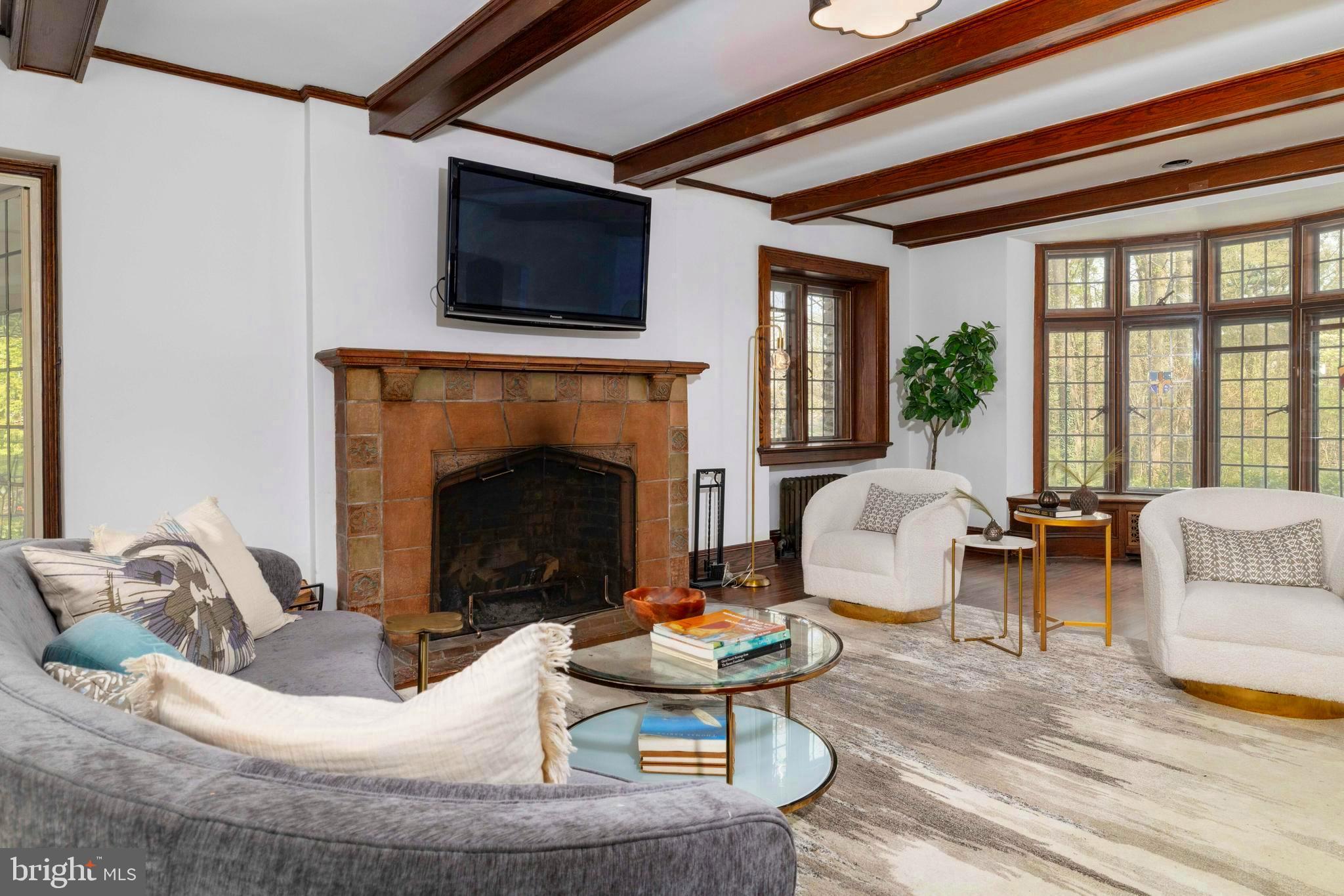 645 N Mount Pleasant Rd