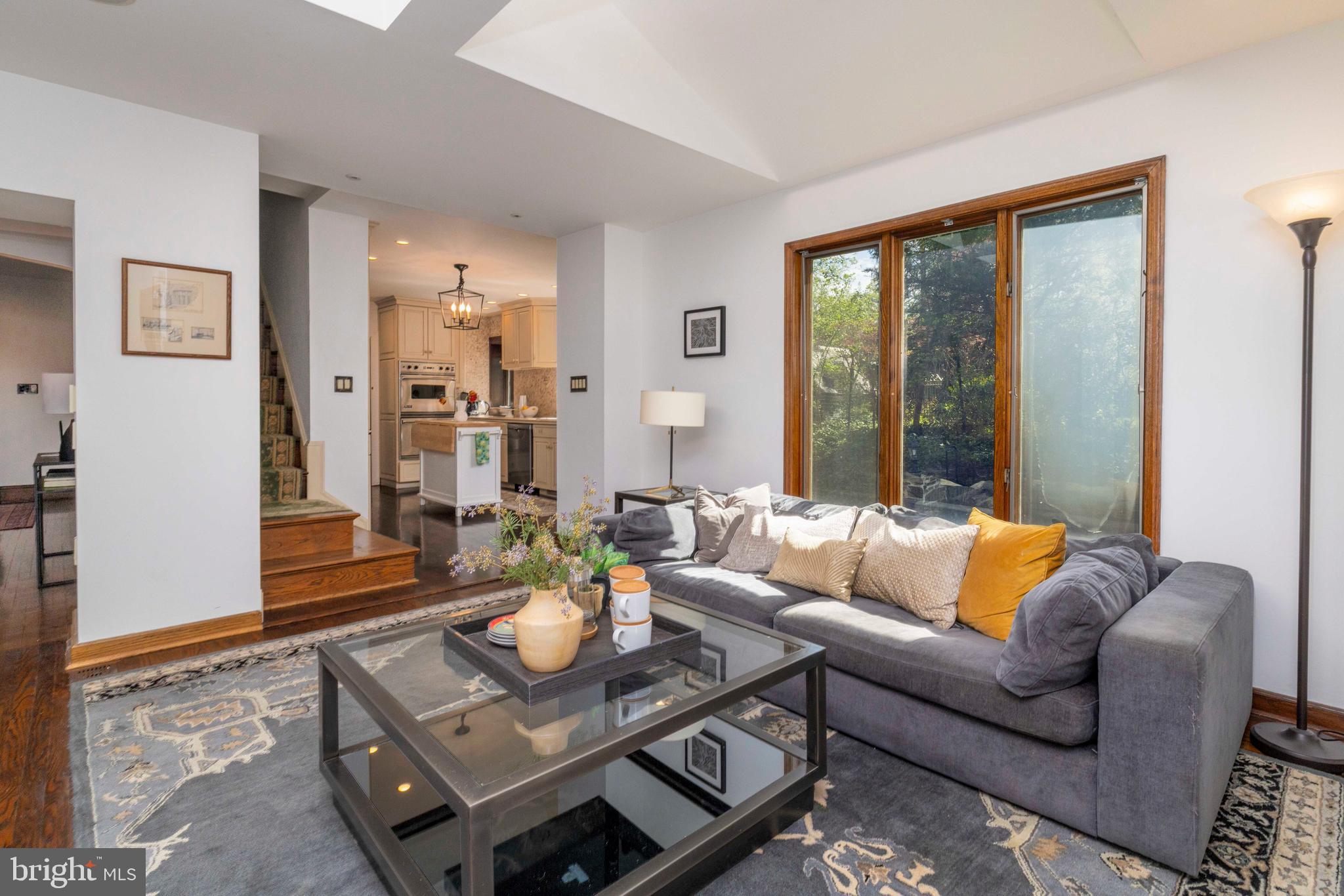 645 N Mount Pleasant Rd