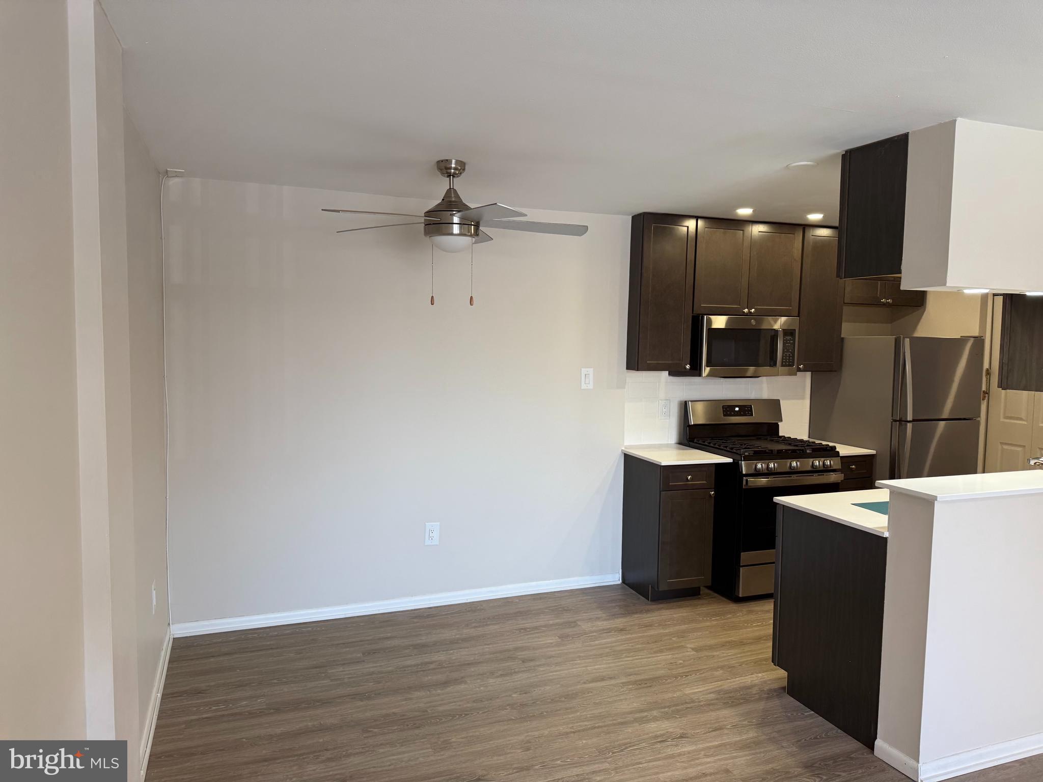 6100 HENRY AVE #3K