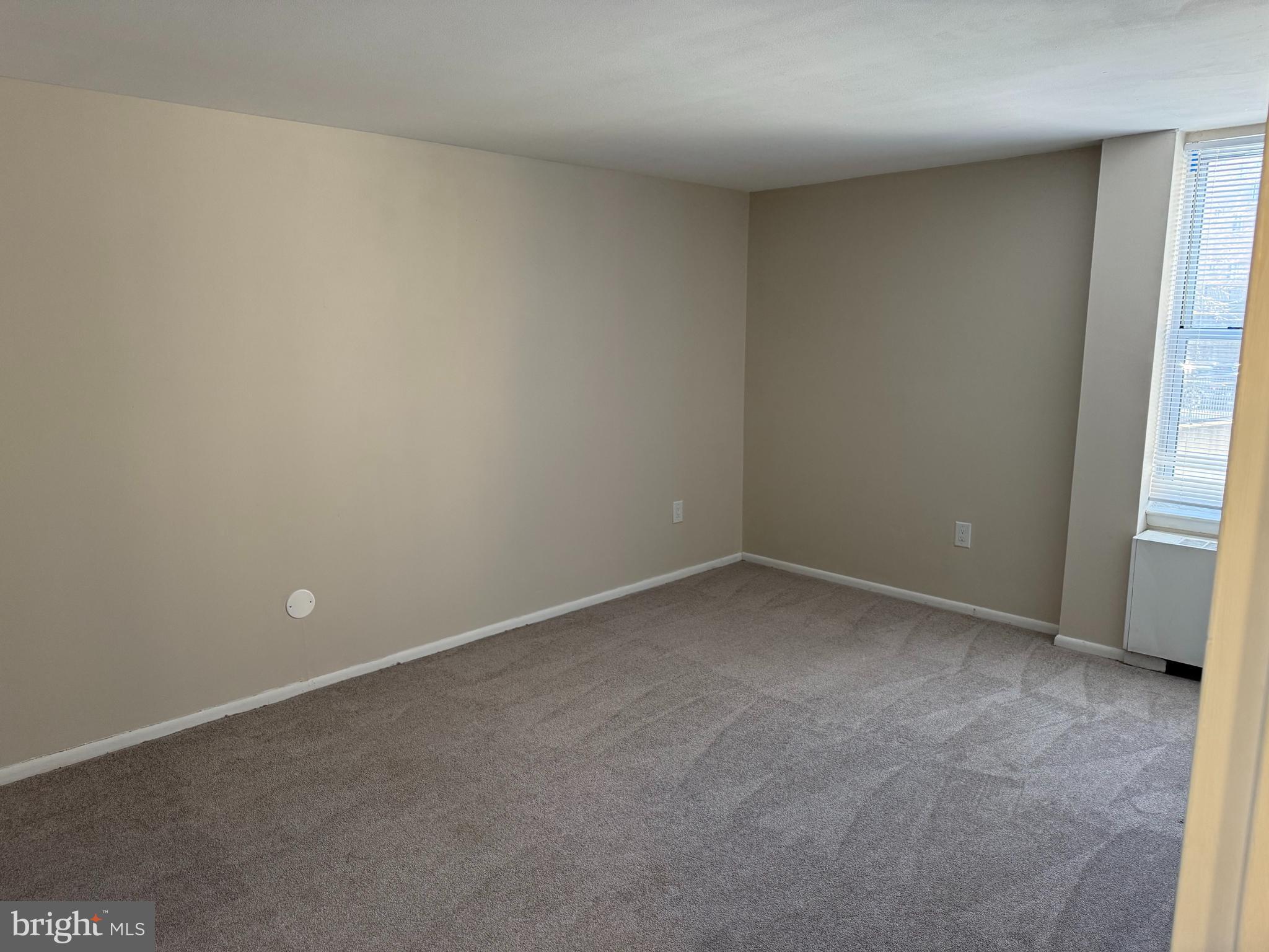 6100 HENRY AVE #3K