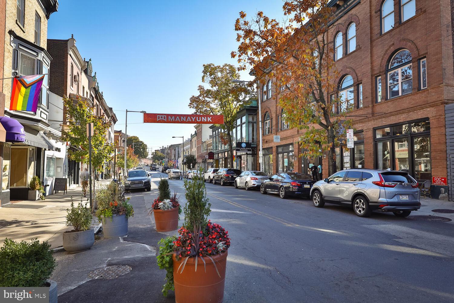 4373 MAIN ST #3F