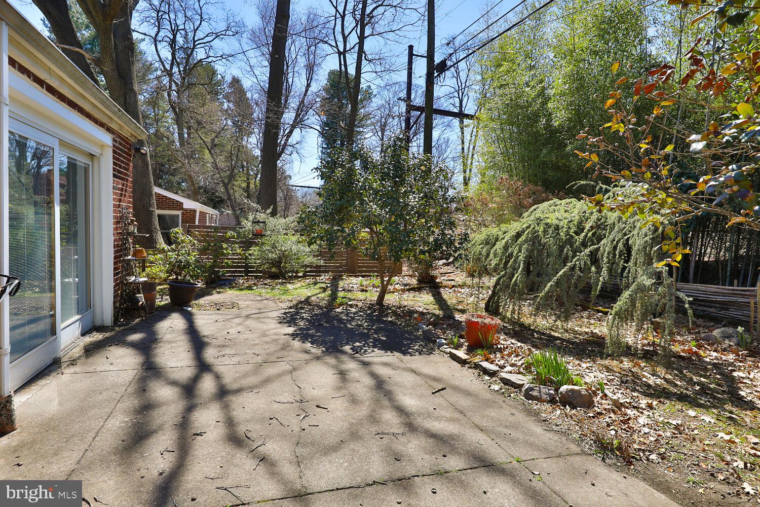 303 Crest Park Rd