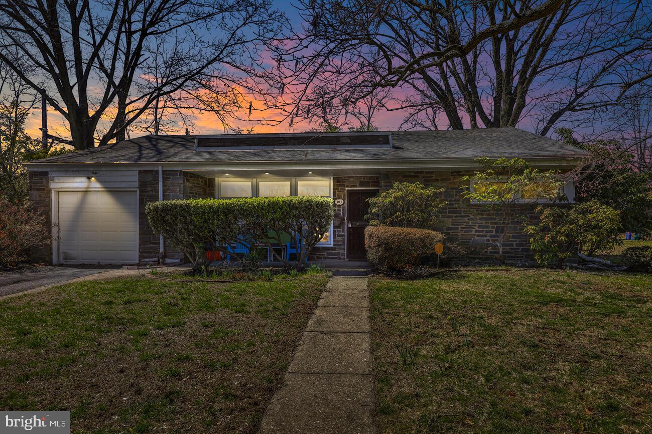 303 Crest Park Rd