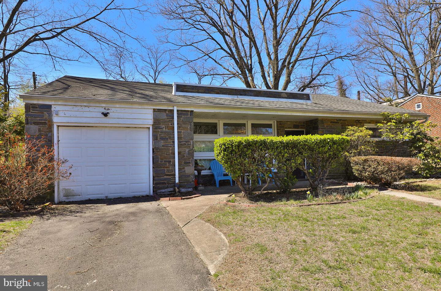 303 Crest Park Rd