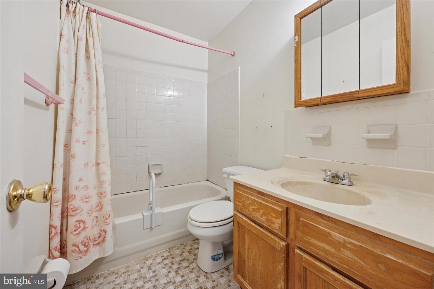 10103 Northeast Ave #9