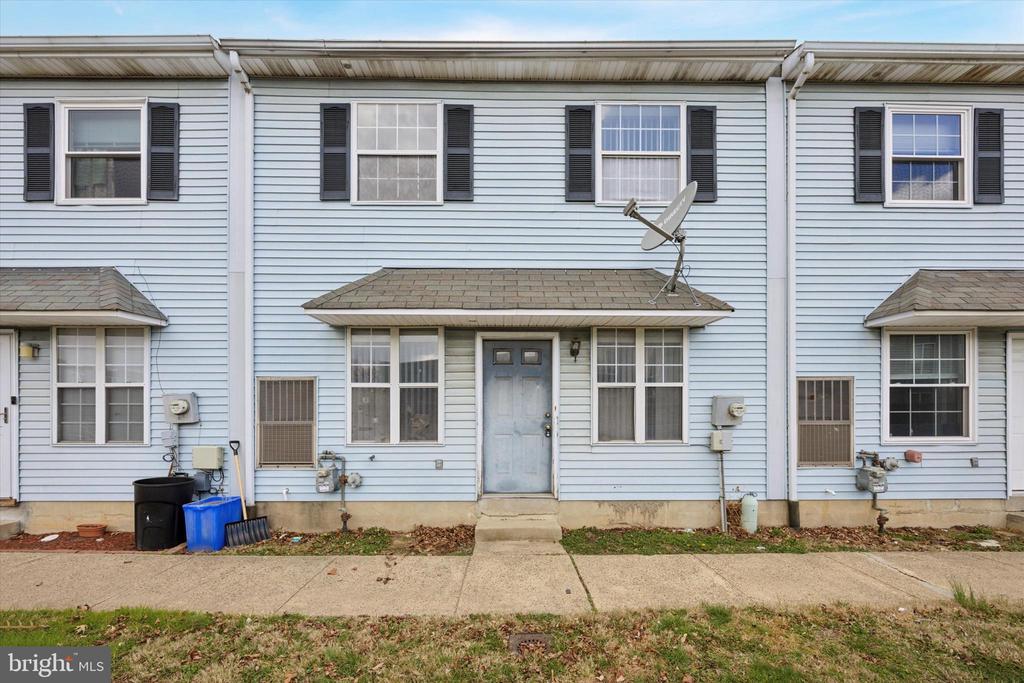10103 Northeast Ave #9