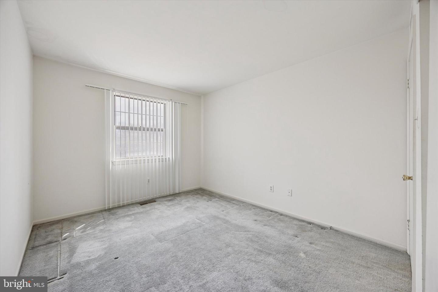 10103 Northeast Ave #9