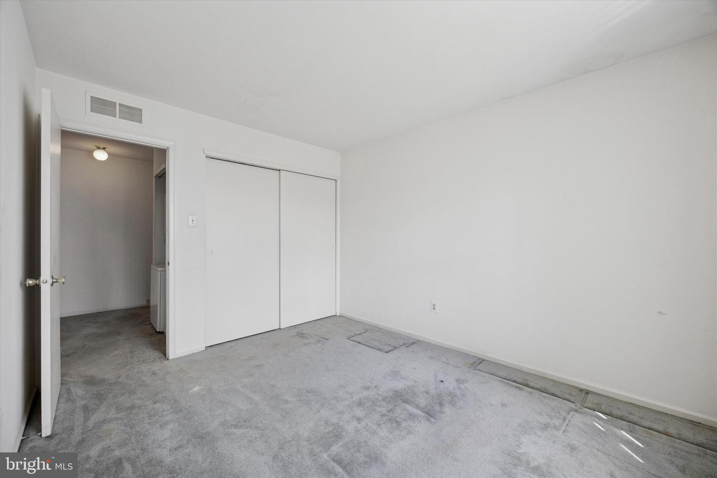 10103 Northeast Ave #9